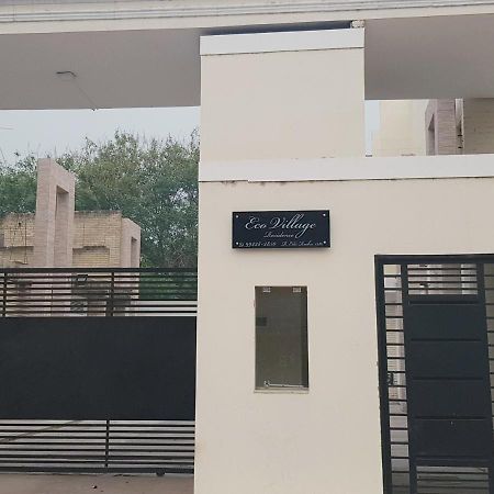 Sobrado 6 Amplo E Confortavel Em Condominio コルンバ エクステリア 写真