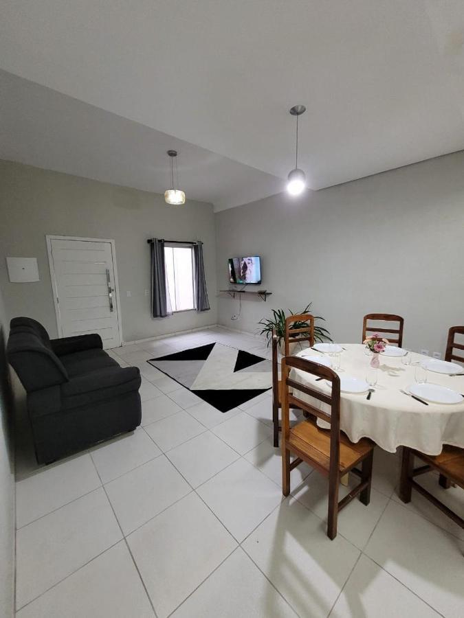 Sobrado 6 Amplo E Confortavel Em Condominio コルンバ エクステリア 写真