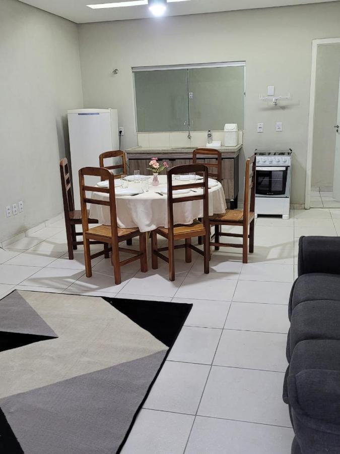 Sobrado 6 Amplo E Confortavel Em Condominio コルンバ エクステリア 写真