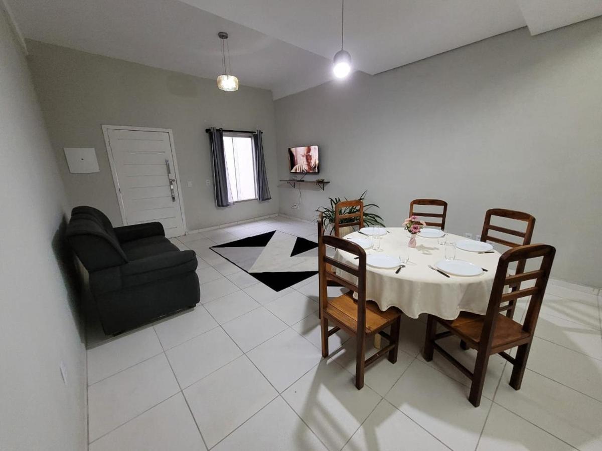 Sobrado 6 Amplo E Confortavel Em Condominio コルンバ エクステリア 写真